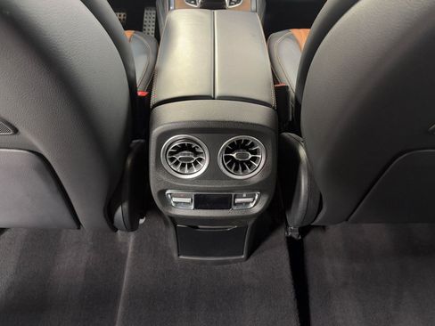 Used 2022 Mercedes-Benz G 550 image 27