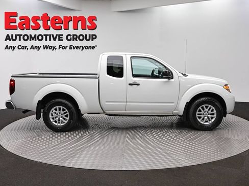 Used 2021 Nissan Frontier SV AWD/4WD image 4