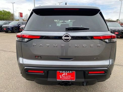 New 2026 Nissan Pathfinder SV image 4