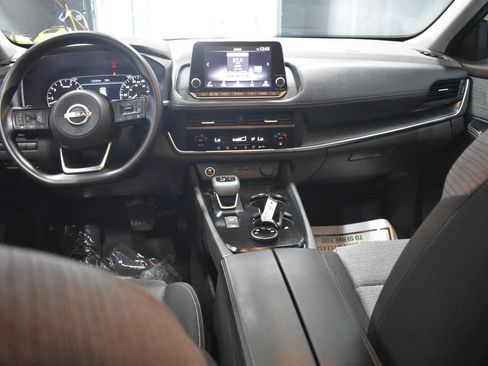 Certified 2023 Nissan Rogue SV AWD/4WD image 13