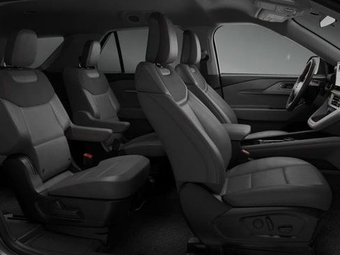 New 2026 Ford Explorer Active RWD image 6