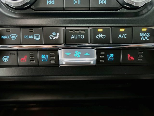 Used 2026 Ford F450 Platinum AWD/4WD image 24