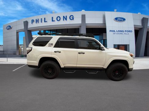 Used 2019 Toyota 4Runner Limited AWD/4WD image 7