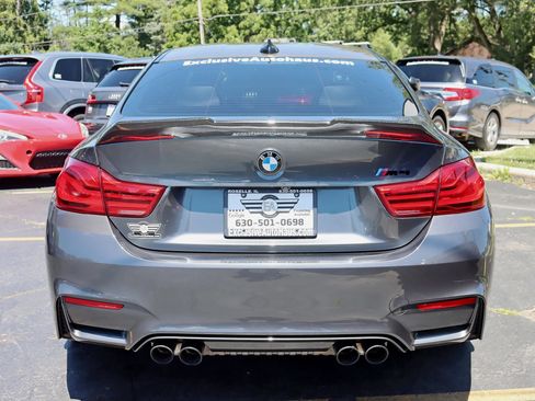 Used 2018 BMW M4 Coupe RWD image 17