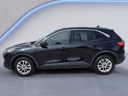 Used 2022 Ford Escape SE AWD/4WD image 2