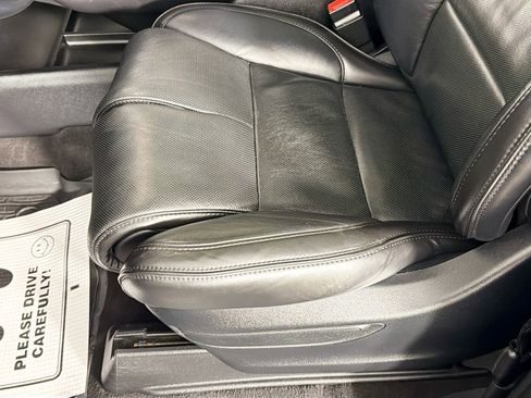 Used 2019 Lincoln Navigator Reserve AWD/4WD image 19