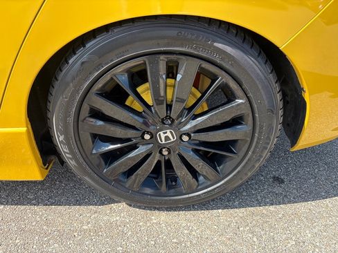 Used 2018 Honda Fit Sport image 32
