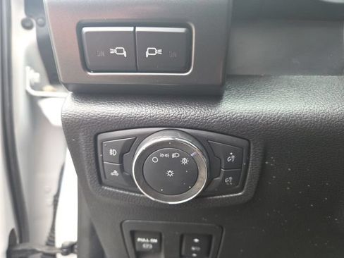 Used 2020 Ford F150 XLT w/ Equipment Group 302A Luxury AWD/4WD image 14