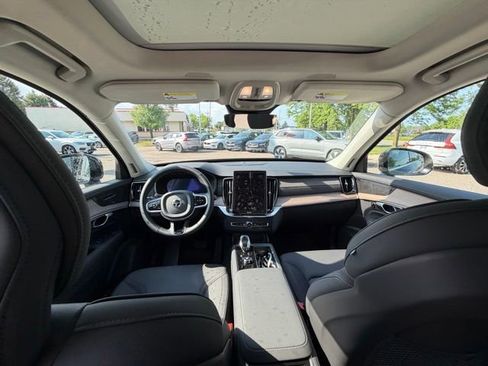 Used 2026 Volvo XC90 B6 Plus w/ Protection Package Premier AWD/4WD image 15