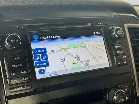 Used 2018 Nissan Titan SV w/ SV Convenience Package image 16