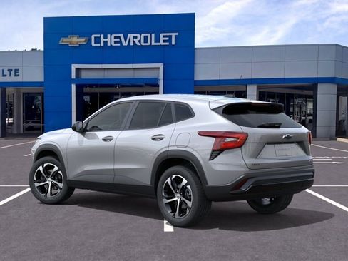 New 2026 Chevrolet Trax RS FWD image 3