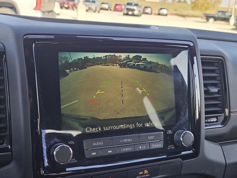 Used 2022 Nissan Frontier Pro-X w/ Technology Package image 25