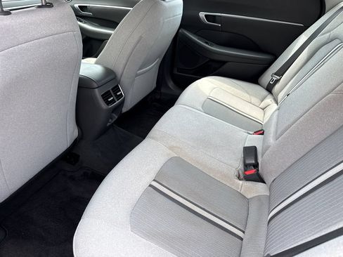 Used 2021 Hyundai Sonata SEL w/ Convenience Package FWD image 16