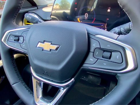 New 2025 Chevrolet Trax LT w/ Driver Confidence Package image 40