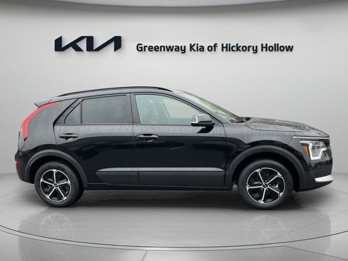 New 2026 Kia Niro EX image 8