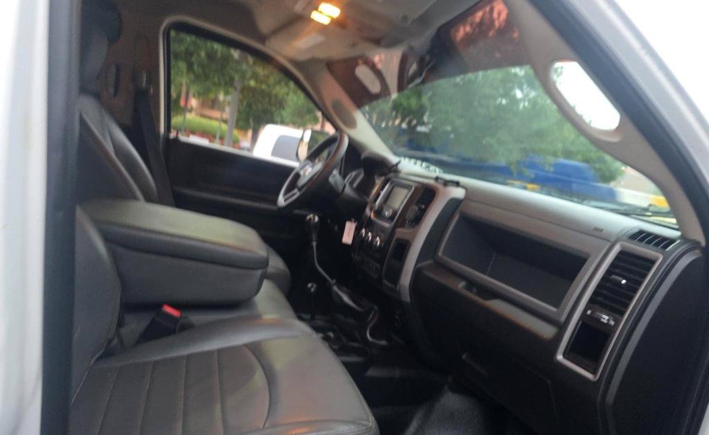 Used 2018 RAM 2500 Tradesman w/ Chrome Appearance Group AWD/4WD image 16