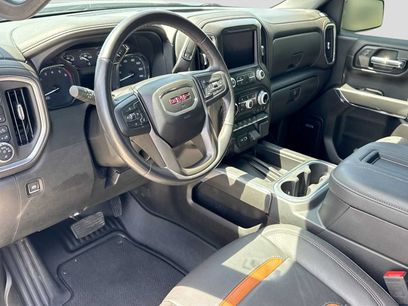 Used 2022 GMC Sierra 1500 AT4 w/ AT4 Preferred Package