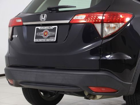 Used 2021 Honda HR-V LX image 35