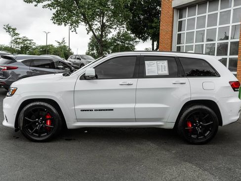Used 2020 Jeep Grand Cherokee SRT w/ Trailer Tow Group IV AWD/4WD image 44