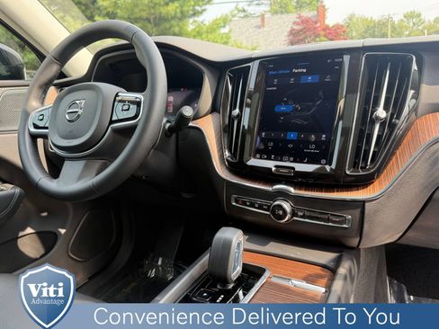 Certified 2023 Volvo XC60 B5 Plus w/ Climate Package image 32