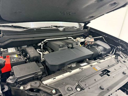 Used 2024 Chevrolet Colorado ZR2 w/ Technology Package image 14