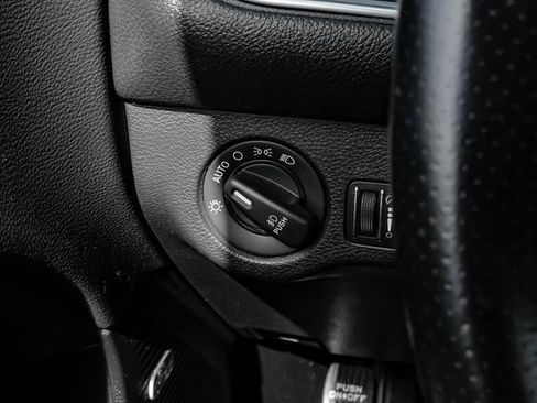 Used 2016 Dodge Challenger R/T Scat Pack RWD image 22