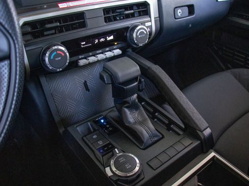 Used 2025 Toyota Tacoma SR5 image 17