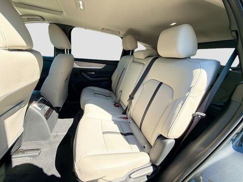 New 2026 MAZDA CX-90 Plug-In Hybrid w/ Preferred image 22