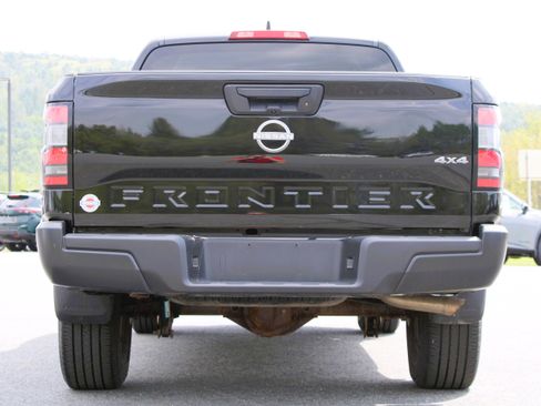 Used 2023 Nissan Frontier S AWD/4WD image 7