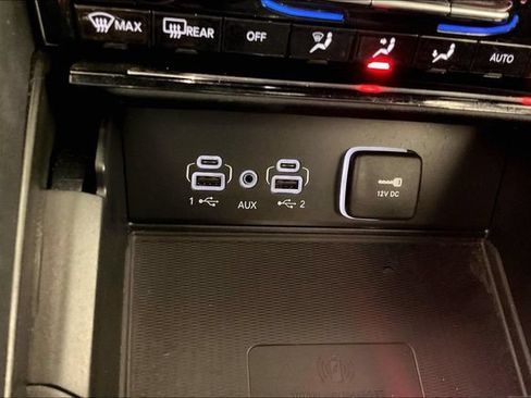 Used 2025 Jeep Grand Cherokee L Altitude AWD/4WD image 15