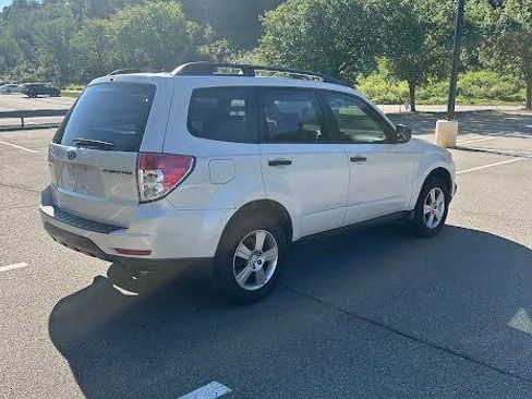 Used 2011 Subaru Forester 2.5X AWD/4WD image 7