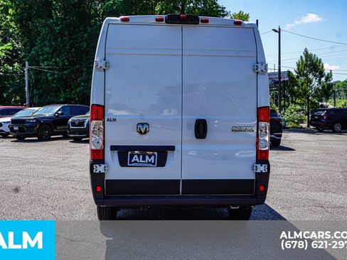 Used 2025 RAM ProMaster 2500 w/ Convenience Group FWD image 10