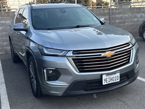 Used 2023 Chevrolet Traverse High Country AWD/4WD image 2