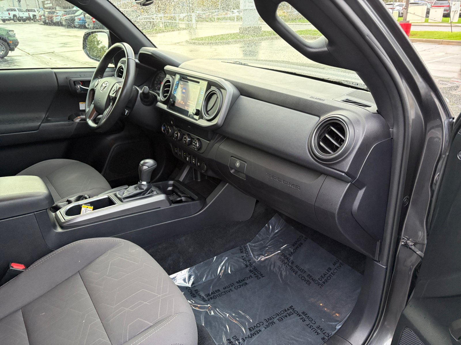 Used 2019 Toyota Tacoma TRD Off-Road AWD/4WD image 27