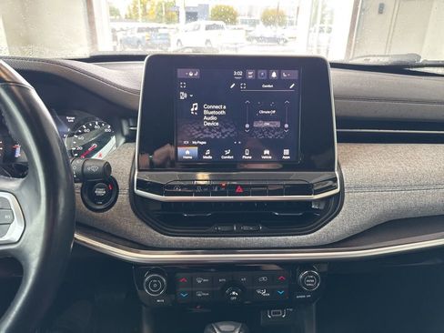 Used 2022 Jeep Compass Latitude w/ Convenience Group image 29