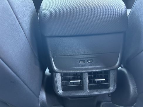 Certified 2025 Chevrolet Equinox LT w/ Convenience Package II FWD image 15