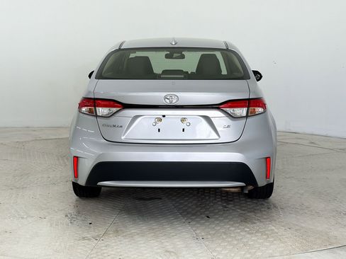 Used 2022 Toyota Corolla LE image 10