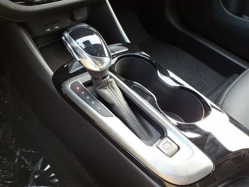 New 2026 Buick Envista Sport Touring image 32