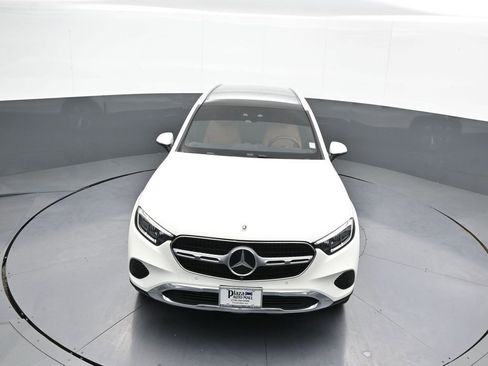 Used 2025 Mercedes-Benz GLC 350e 4MATIC image 39