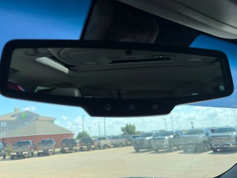 Used 2020 GMC Yukon XL SLT AWD/4WD image 28