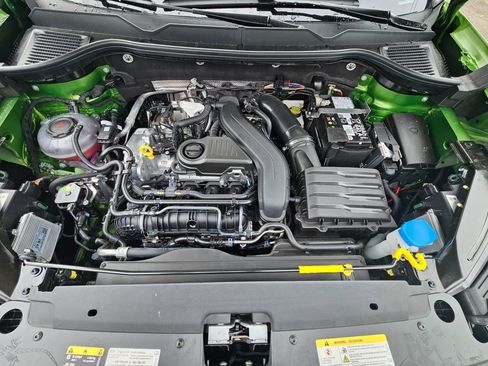 New 2026 Volkswagen Taos SEL AWD/4WD image 32