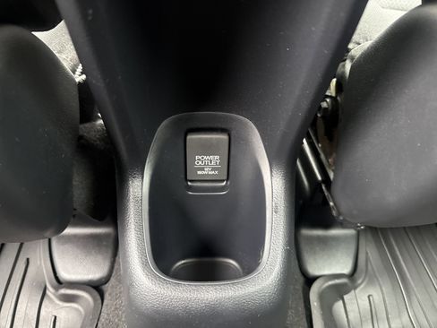 Used 2020 Honda HR-V Sport image 13