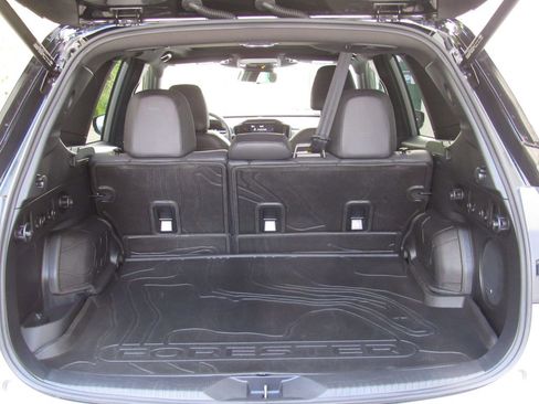 Used 2025 Subaru Forester Touring AWD/4WD image 21