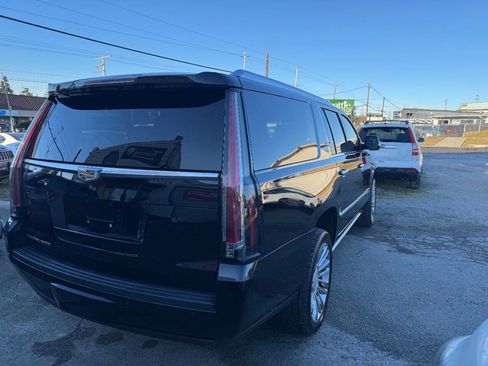 Used 2016 Cadillac Escalade ESV Platinum image 6