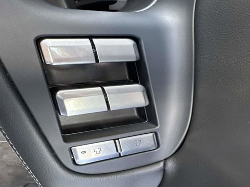 New 2025 Lincoln Navigator Reserve w/ Jet Appearance Package image 9