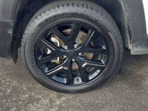 Used 2023 Jeep Renegade Altitude w/ Sun/Sound Group image 16