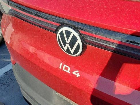 Used 2023 Volkswagen ID.4 Pro S AWD/4WD image 5