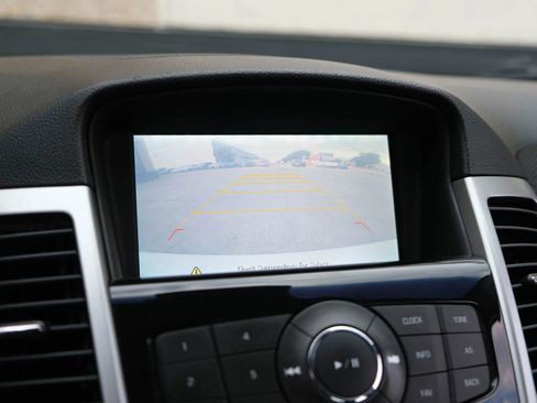 Used 2015 Chevrolet Cruze LT w/ Enhanced Safety Package FWD image 38