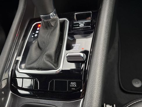 New 2026 Jeep Compass Latitude image 19