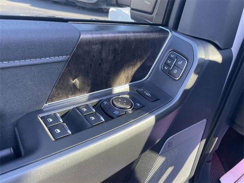 New 2026 Ford F250 Lariat w/ Black Appearance Package image 14